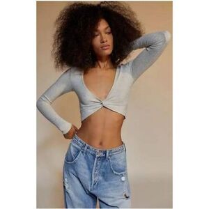 Urban Outfitters | Out From Under Claudia Twist Long Sleeve Cropped Top Deep V N